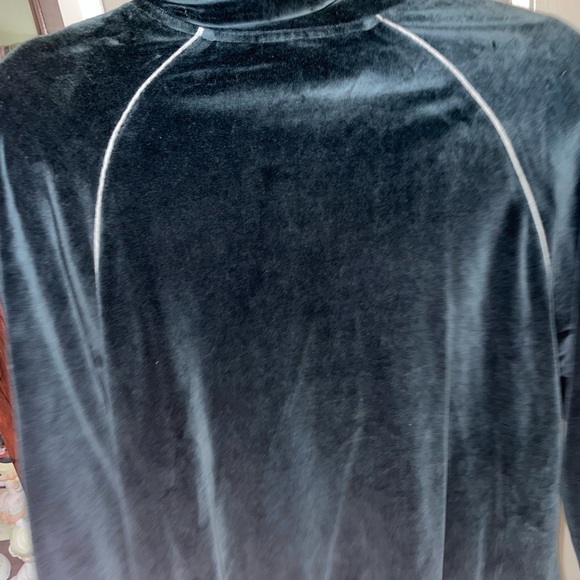 Large Zip Up Top/ Jacket. MUST BE BUNDLED - Picture 7 of 7